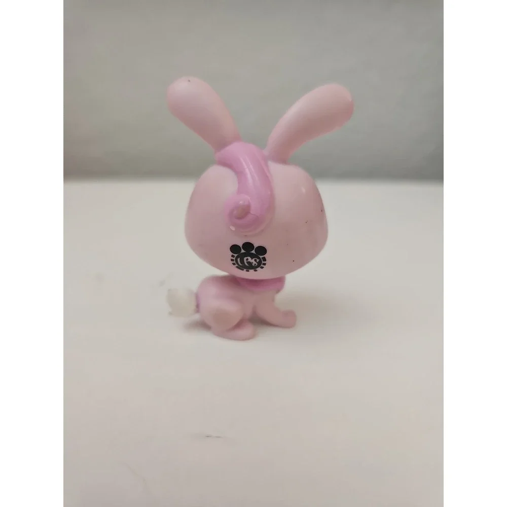 Hasbro Littlest Pet Shop 1959 Pink Bunny Rabbit Blue Eyes Vintage LPS Toy Figure